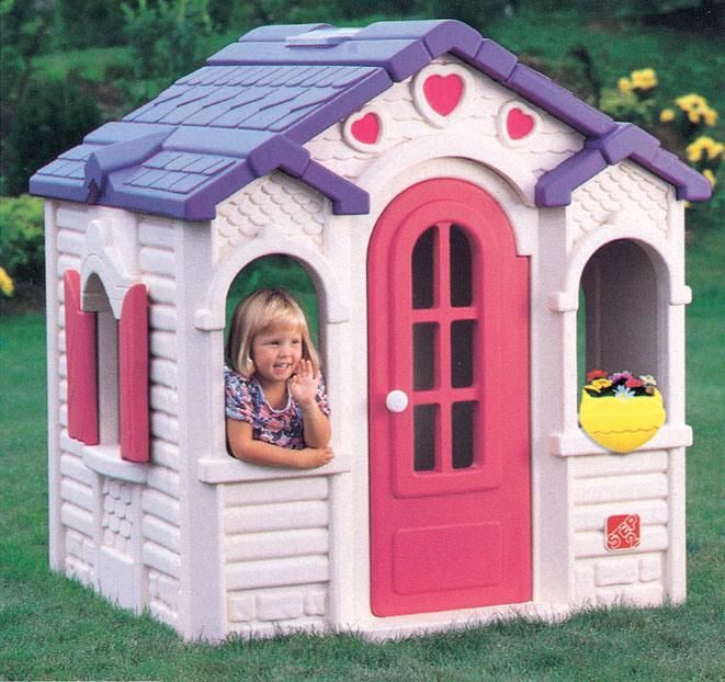 Attractive Indoor Game House in HDPE Plastic Material for Kids