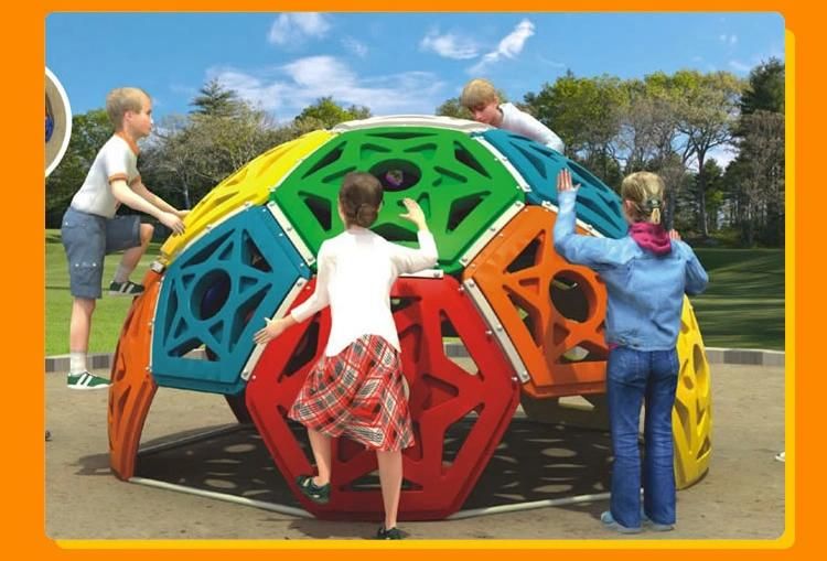 Quotation Two Panel Outdoor Jungle Gym Rope Climbing Plastic Structure for Amusement Park